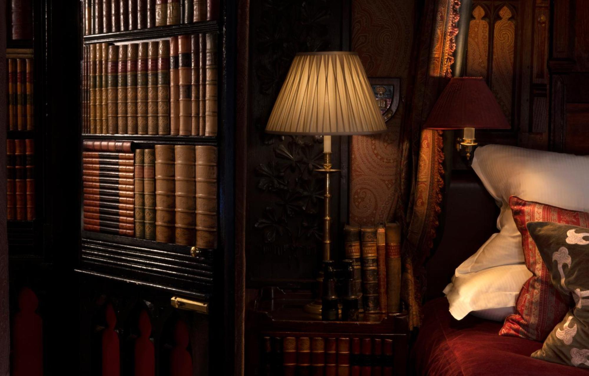 Suite Deluxe - Biblioteca